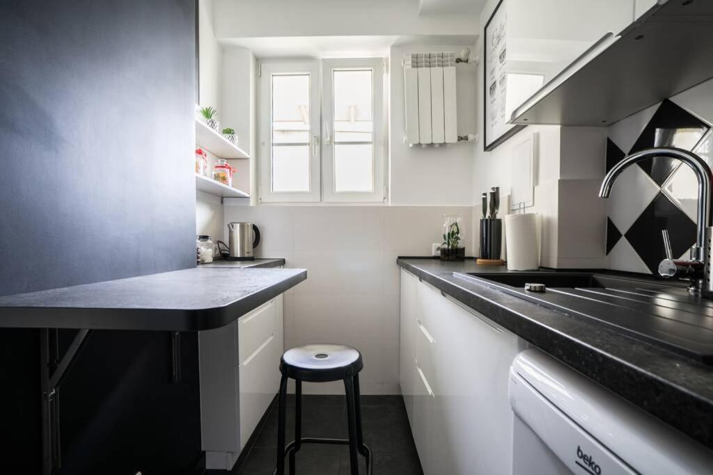 2Eco Royal Apart City Center Senatorska Old Town Варшава Екстериор снимка